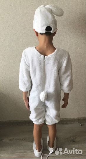 Продам новогодний костюм Зайчика