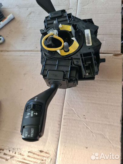 Подрулевые переключатели Ford Focus 2008