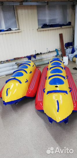 Зимний аттракцион банан с баллонами