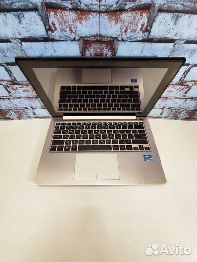 Ультрабук Asus zenbook
