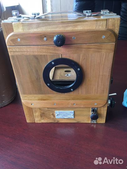 Старинный фотоаппарат