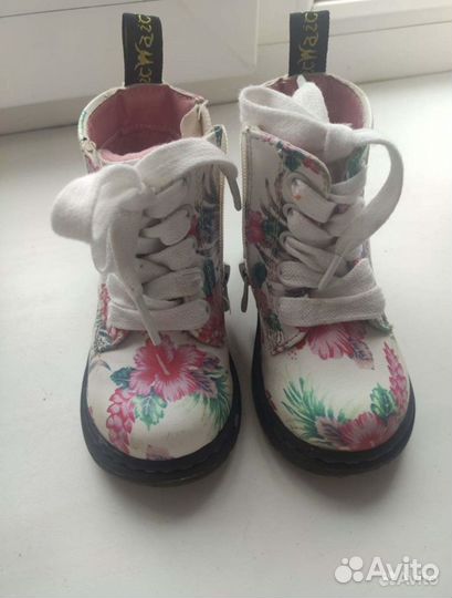 Обувь и одежда для девочки