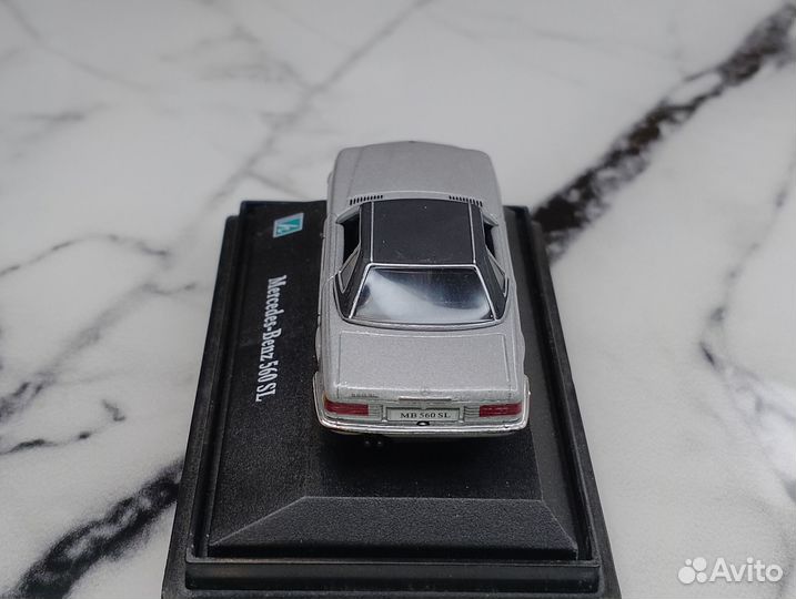 Mercedes Benz 560 SL