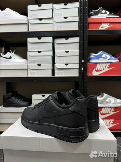 Nike air force 1'07 low black