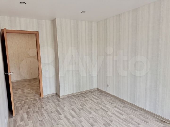 3-к. квартира, 80 м², 1/11 эт.