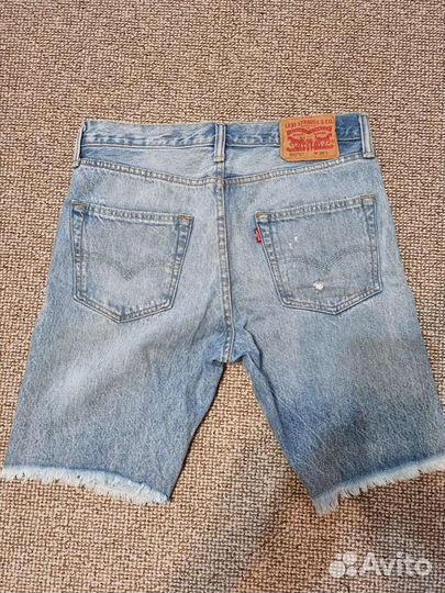 Джинсовые шорты levis