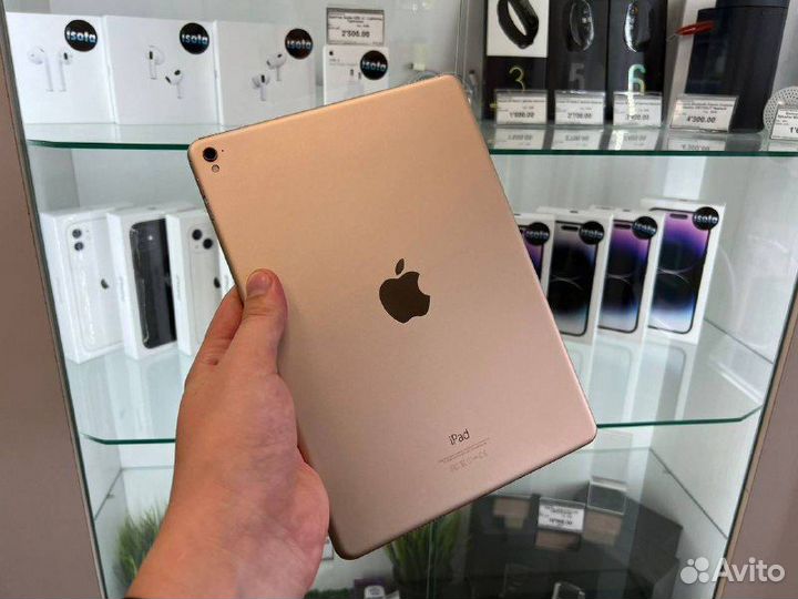 iPad Pro 9.7 256GB Wi-Fi Gold A1673