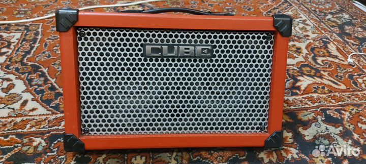 Комбоусилитель Roland Cube Street EX