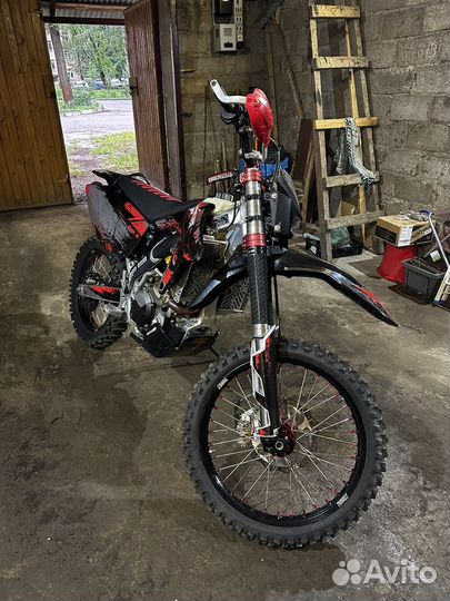 Zuum 300 nc buster
