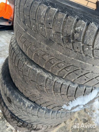 Gislaved Frost 215/65 R16