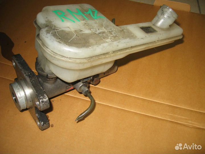 Главный тормозной цилиндр nissan Liberty '98-'02 4