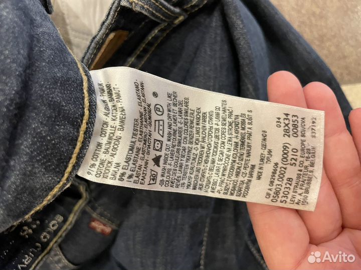 Джинсы levis