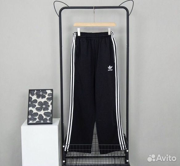 Штаны Balenciaga
