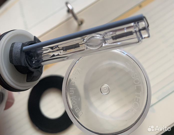 Лампа ксеноновая новая 800 цоколь 2шт корея