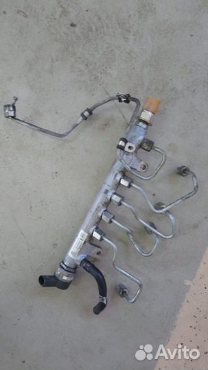 Топливная рампа рейка ауди a4 b8 2.0 TDI caga