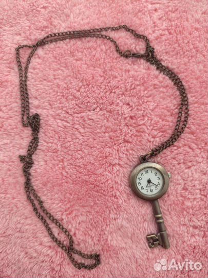 Часы подвеска