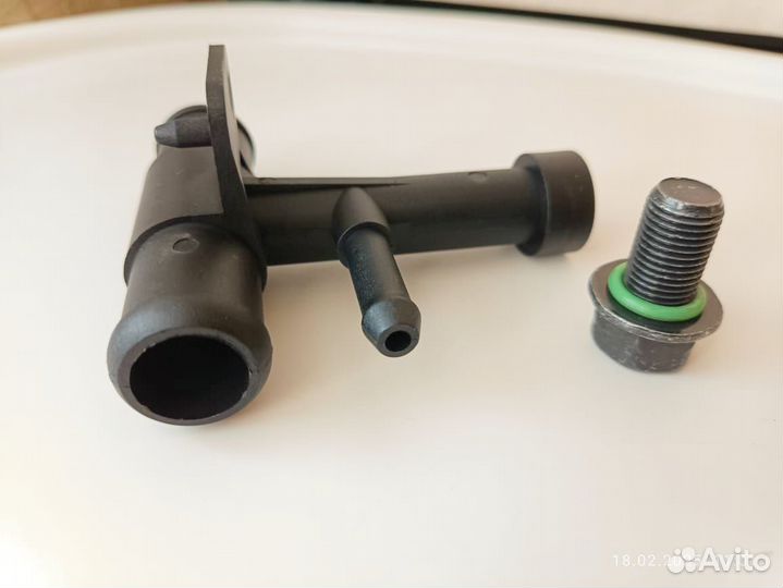 Тройник системы охлаждения