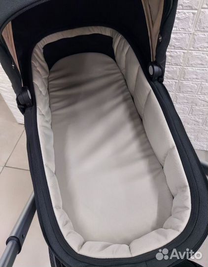 Коляска Luxmom 