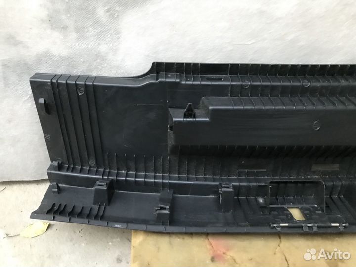 Накладка задней панели Skoda Kodiaq арт475