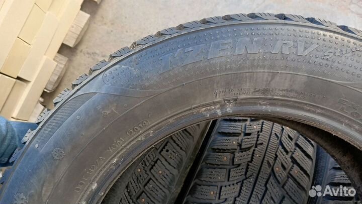 Kumho I'Zen RV Stud KC16 225/60 R17