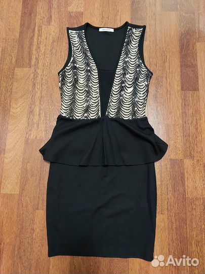 Платье праздничное