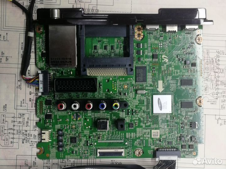 Samsung ue32f6100ak