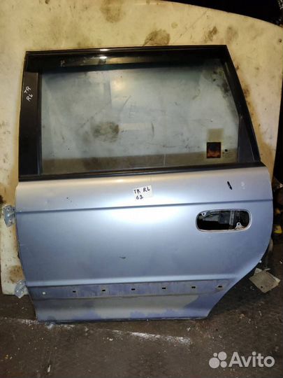 Задняя левая дверь Hyundai trajet