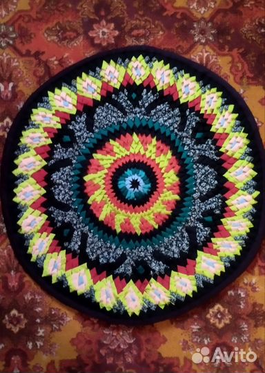 Кругляш(коврик),ручная работа