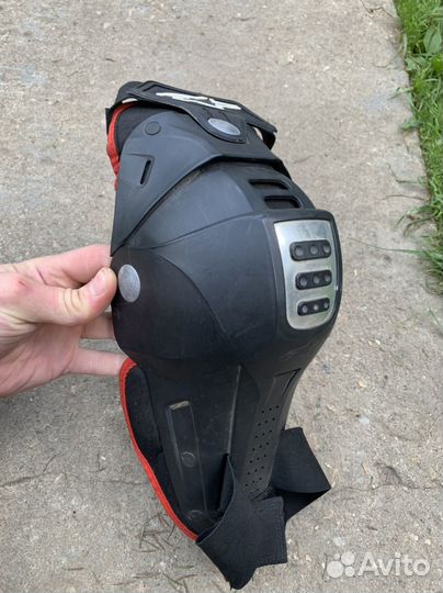 Мото защита колен