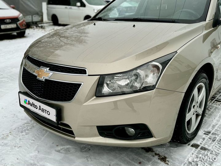 Chevrolet Cruze 1.6 МТ, 2011, 180 000 км