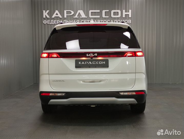 Kia Carnival 2.2 AT, 2023