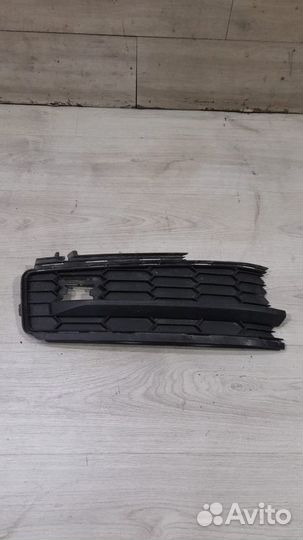 Решетка в бампер Skoda Kodiaq С 2016 По 2022 Год