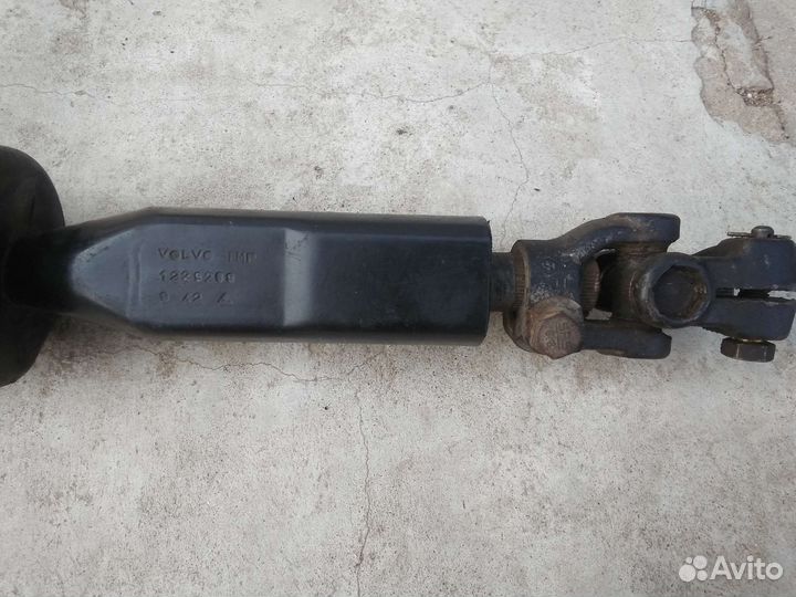Рулевой кардан Volvo 240 244 оригинал