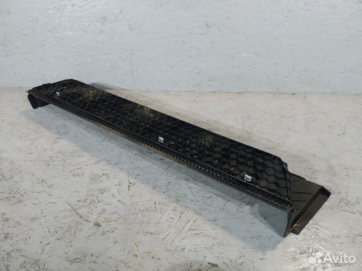 Накладка на порог левая Mercedes Vito W447