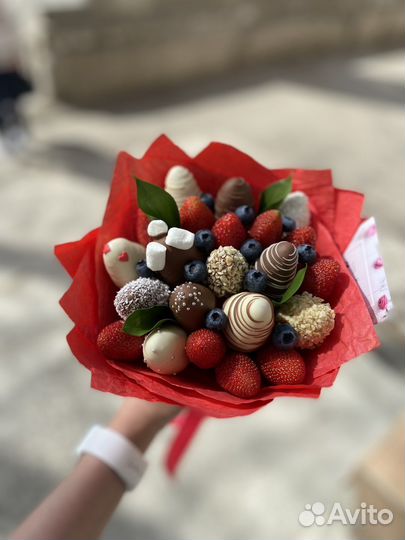 Клубника в шоколаде Иркутск