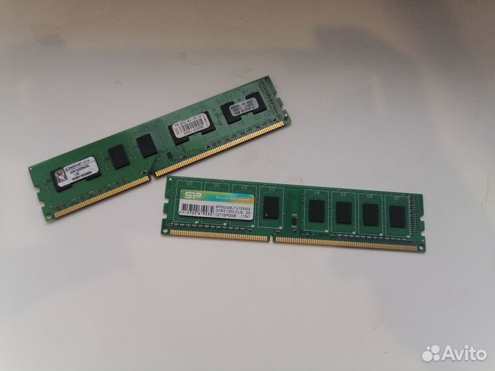Оперативка ddr3 по 2 gb каждая