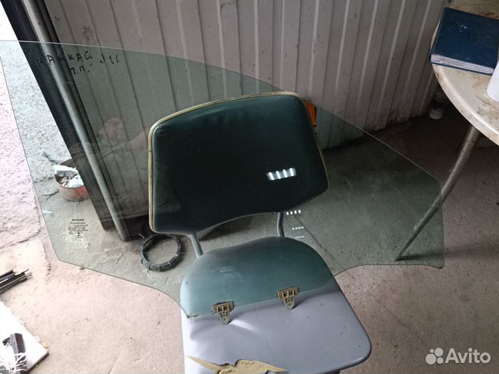 Стекло переднее правое nissan qashqai g11