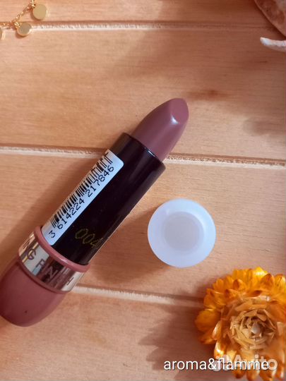 Rimmel риммель губная помада тон 710 новая