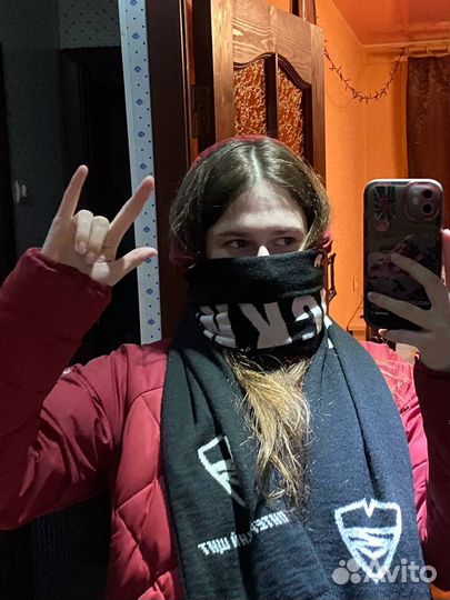 Питерский щит шарф