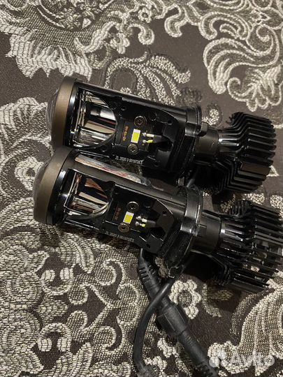 Лед лампы h4 с линзой