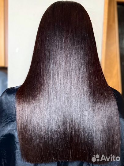 Кератиновое выпрямление волос