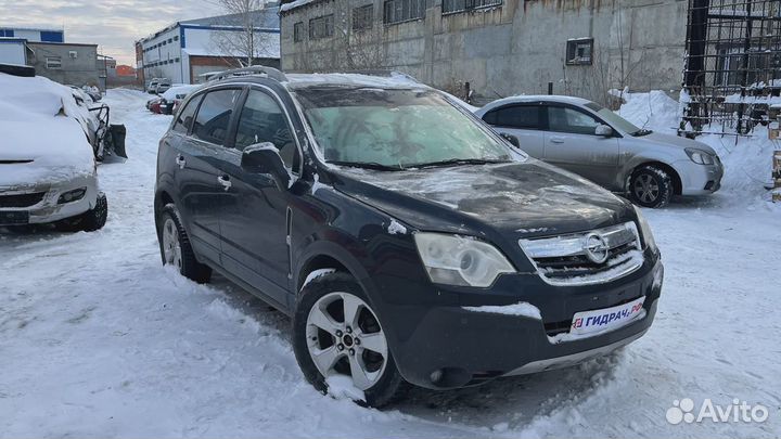 Крыло переднее правое Opel Antara (С105)