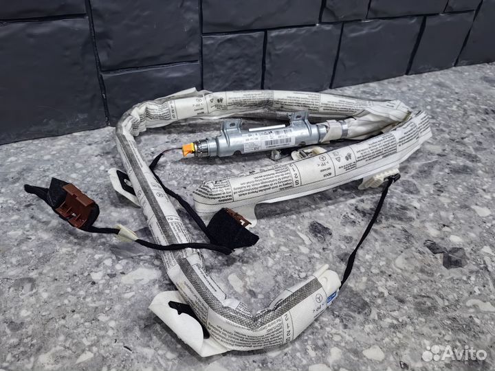 Подушка безопасности боковая правая W212