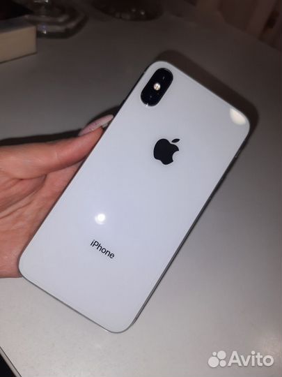 iPhone X, 256 ГБ