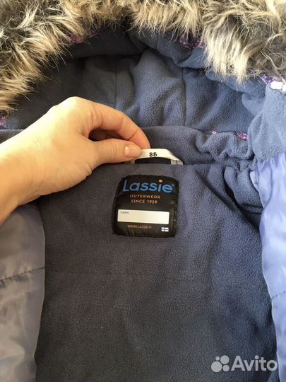 Зимний комбинезон, шапка и краги фирмы Lassie