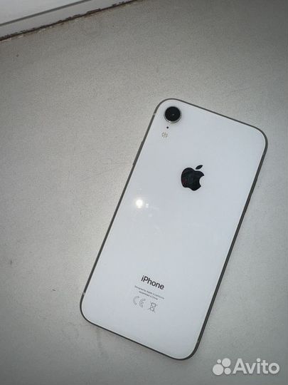 iPhone Xr, 128 ГБ