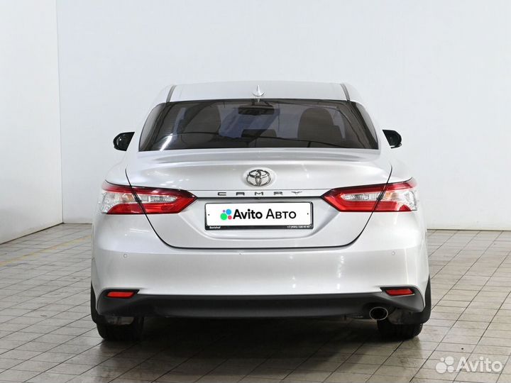 Toyota Camry 2.5 AT, 2018, 165 000 км