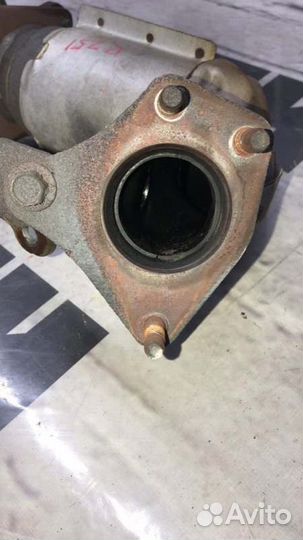 Катализатор задний Nissan Murano Z51 VQ35DE 2012