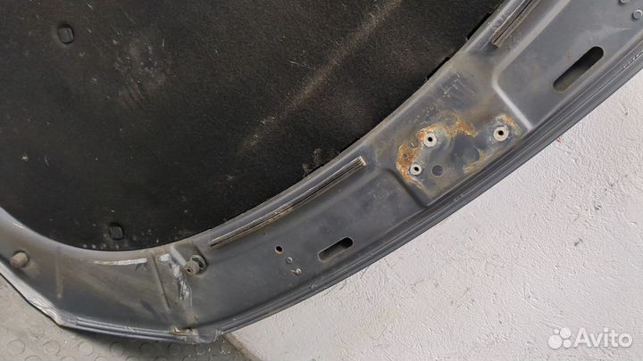 Капот Volkswagen Passat 6