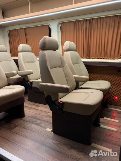 VIP микроавтобус Мерседес 8 мест